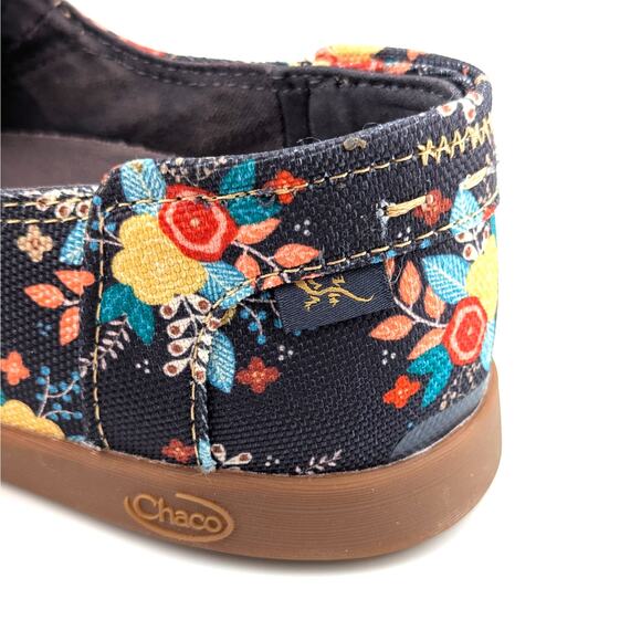 Chaco Ionia Canvas Loafers Womens 7.5 Navy Floral Slip On Sneakers Boho Cottage - Picture 3 of 9